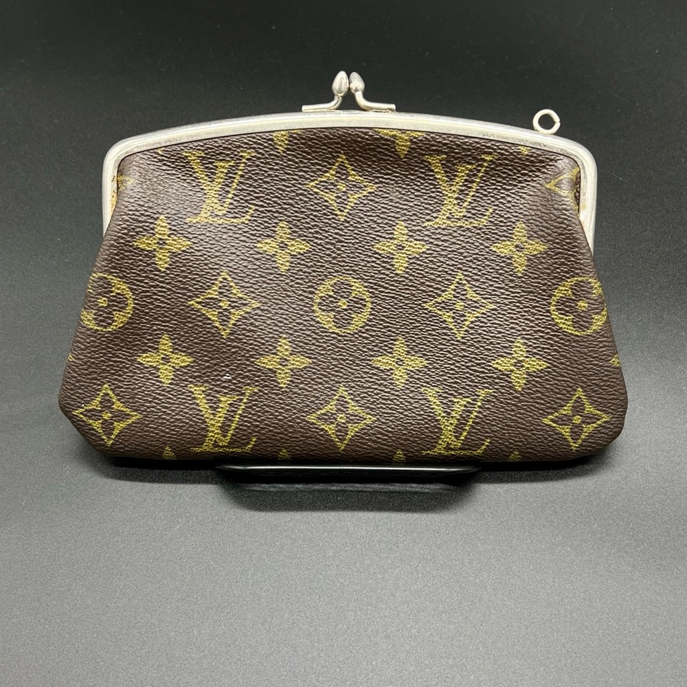 Louis Vuitton Cosmetic Kisslock Pouch